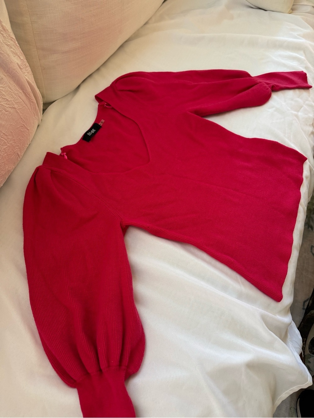 DO+BE Ribbed Crewneck sweater bubble sleeve Top in Hot Pink - Picture 6 of 6